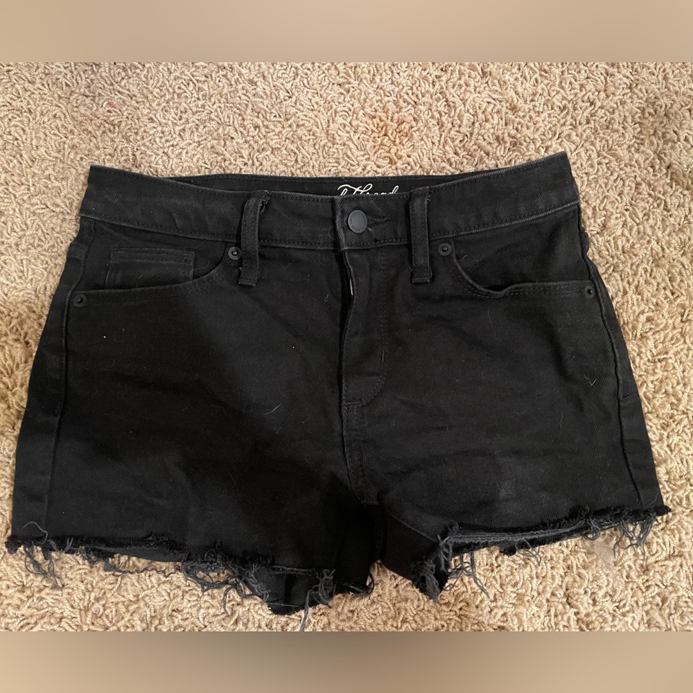 Universal Thread Women's Dark Jean Shorts